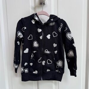 NWOT Okie Dokie 2T Girls Black and White Heart Zip Up Hoodie Sweatshirt
